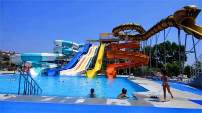 China OEM Water Park Swimming Pool Equipment Fiberglass Water Slide Set for Sale en venta