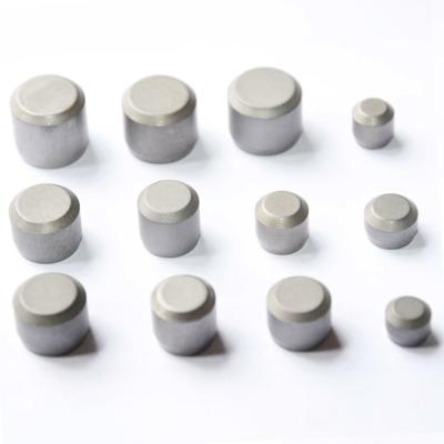 China Flaches Hartmetall-Knopf-Stückchen-Werkzeug HRA 90,3 für das Straßen-Brechen zu verkaufen