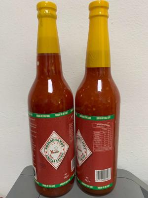 China Spicy Chili Sauce Japanese Seasoning Sauce 793g Sriracha Sauce for sale