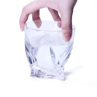 Chine Une tasse en verre à la mode pour 250 ml 8 oz à vendre