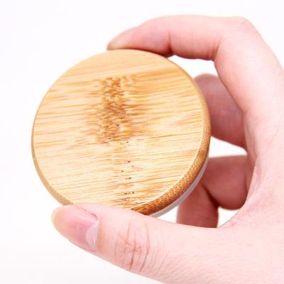 China 70 mm de latas Mason Jar Cup tapas de bambú natural de madera con agujero de paja en venta