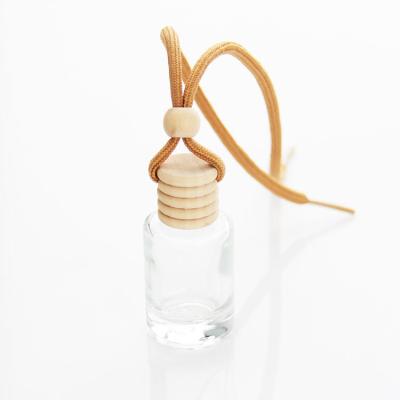 China 5ML 10ML Mini Reed Glass Diffuser Bottles Air Freshener Perfume Clip for sale