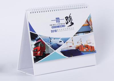 China Alambre diario modificado para requisitos particulares suposición del calendario de escritorio - atascamiento de O y el barnizar del aceite en venta