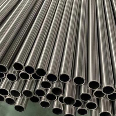 China tubulação 304/316/310S de aço inoxidável resistente à corrosão de grande resistência à venda