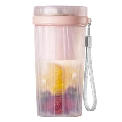 China 350ml 13.5Oz 40W Portable Electric Juice Cup Smoothie Bottle Blender 3D Blades for sale