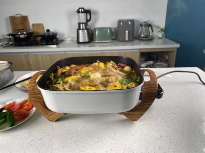 China Cookware caliente eléctrico de la cocina del barco de vapor del pote de 6L Shabu con sabor del divisor dos en venta
