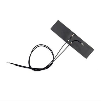 China Conexão forte e estável 3dBi Gain Mimo 4G GPS Antenna interna 72*19MM à venda