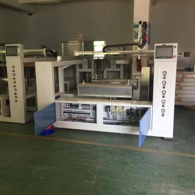 China Três operação de madeira automática do tela táctil da máquina 4kw do pulverizador da pintura da linha central à venda