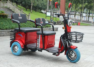 Chine 25 milles de 60V 32Ah trois roulent les scooters électriques de mobilité à vendre