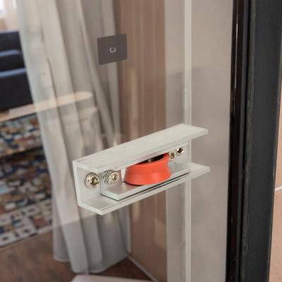 China Aluminum Sliding Window Roller with 50-100 Kg Weight Capacity 1-4 mm Thickness and 15-25 Days Delivery Time for sale