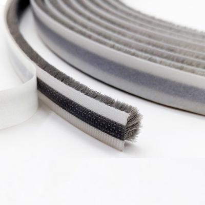 China Windproof Wool Weather Stripping , Soundproof Aluminium Window Sealing Strip ODM for sale
