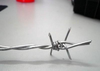 China Power Coated High Tensile Barbed Wire Building Barbed Wire Fence For Protection for sale