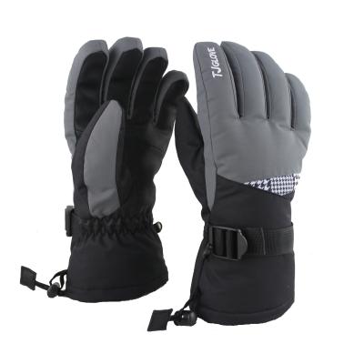China Fashion Windproof Breathable New Style Winter Ski Glove for sale