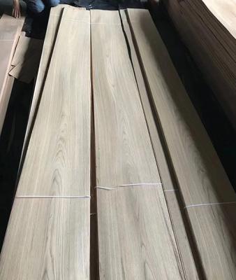 China OEM Red Oak Wood Veneer, Furniture,  Door  slight flake  PanelAAA Grade à venda
