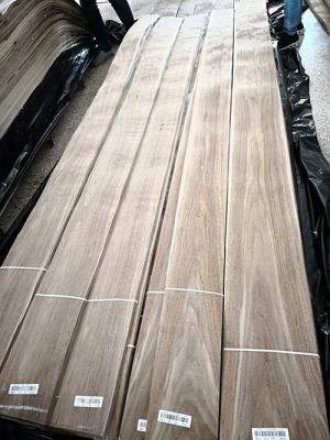 China 0.45mm Crown Cut American Black Walnut Wood Veneer, Panel A Grade for sale