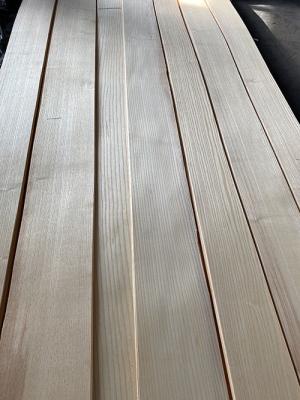 China 0.7mm White Cabinet Veneer 8% Moisture Natural Wood Veneer Medium Density for sale