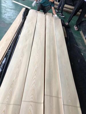 China Length 210cm White Ash Wood Veneer 12cm Width Cabinet Interior Veneer for sale