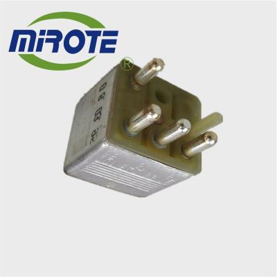 China Fuel Pump Auto Electrical Relays For Mercedes 001 542 8319 Fuel Cut Off Relay 40 Amp for sale