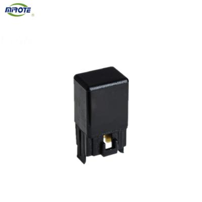 China MB183865 12v Relay Module For Mitsubishi Chrysler Dodge Plymouth for sale