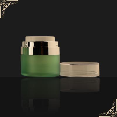 China Frasco cosmético plástico 15G 30G 50G do creme cosmético do espaço livre do recipiente à venda