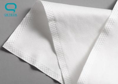 China Easy Carrying Antistatic Clean Room Wipes With Strong Stretch Strength for sale