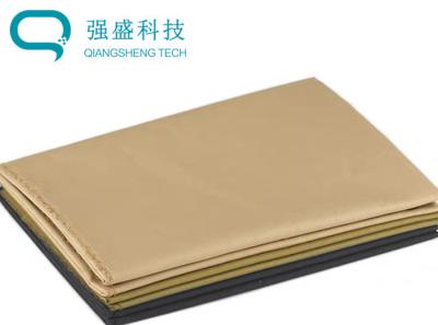 Китай Связь крася твердую печатая ткань 45s×45s Tc с белым статическим проводом продается