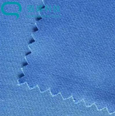 China 110g/M Stiff Elastic Air Permeability Plain Weave TC Fabric for sale