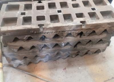 Chine Plat fixe de moulage de mâchoire de haut broyeur en acier du manganèse Mn13 à vendre