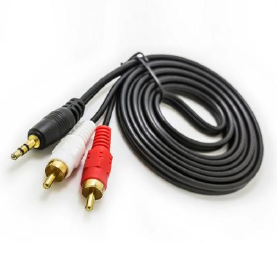 China Cable del estéreo del enchufe el 1.5m RCA del metal 3,5 milímetros de estéreo al cable 2RCA en venta