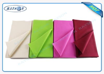 China Mantel no tejido de Monouso EN la tela disponible el 1m * el 1m de la uniformidad estable de ultramar de la tela de TNT en venta