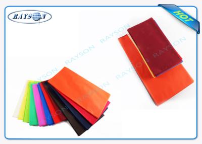 China Different Color Different Gram Non Woven Tablecloth Cutting Packing Put Into Carton for sale