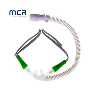 中国 PVC High Flow Nasal Cannula Disposable Nasal Oxygen Tubing 販売のため