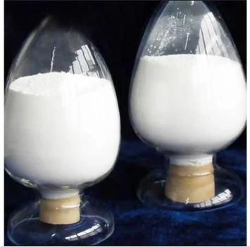 China Battery Level Lithium Carbonate Powder with Li2CO3 content ≥99.5% Purity à venda