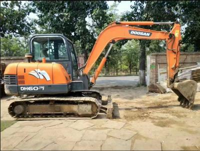 China 4 Cylinders 6 Ton Mini Used Doosan Excavator DH60-7 With Low Working Hours for sale