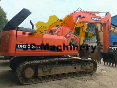 China DH300LC-7 Doosan 30 Ton Excavator , Used Heavy Equipment With Breaker Line for sale