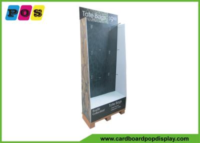 Chine Affichage debout de cheville de carton de plancher au détail avec des chevilles en métal pour le sac HD067 à vendre