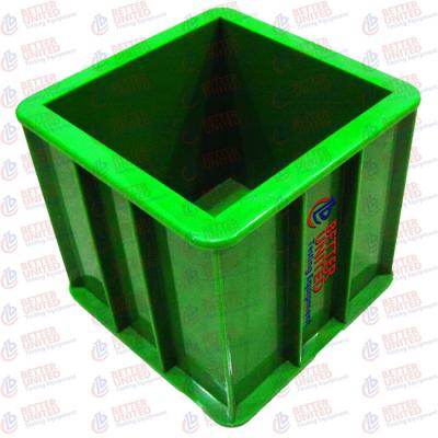 China Lightweight EN 12390-1 Concrete Testing Equipment Plastic Cube Mould 150mm for sale