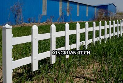 中国 家の庭の屋外の小さい草のための軽量の芝生の塀の金網 販売のため