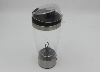 Κίνα Μόνο φλυτζάνι καφέ ανακατώματος πλαστικό/μόνη κούπα καφέ ανακατώματος πλαστική με το καπάκι, τρέξιμο από τις μπαταρίες 2*AAA προς πώληση