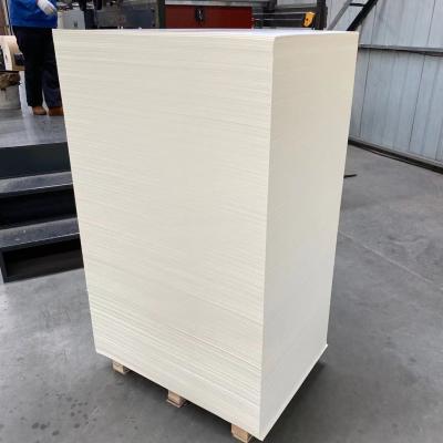 China Pulpa de madera de la taza de papel de la hoja 230 de la Virgen 800m m plana biodegradable del gramo 100 en venta