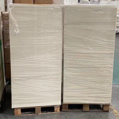 China White 140g Paper Cup Sheet 135g Glossy Cardboard Sheets Eco Friendly for sale