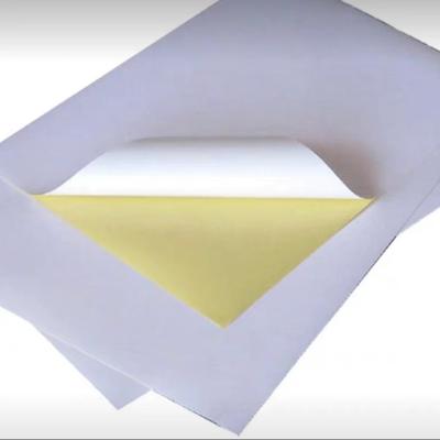 Chine 150gms-250gms papier autoadhésif pour étiquettes papier jaune de libération à vendre