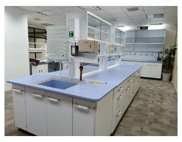 China Dental Workbench With Storage , Free Standing Laboratory Island Bench for sale