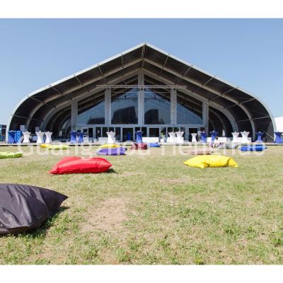 Chine La taille adaptée aux besoins du client de imperméabilisation a courbé GV Cetification de stade de sports de tente d'événement à vendre