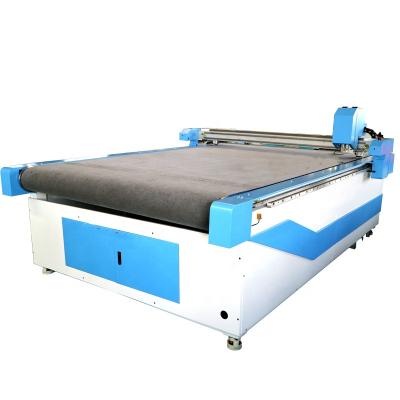 Chine Cheap Factory Price Factory Price Oscillating Knife CNC MDF EVA Foam Board MDF PVC Cutting Machine à vendre
