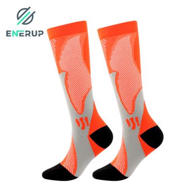 China Knitted 16mmhg Sports Compression Socks Mens Athletic Knee High Socks for sale