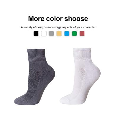 China S M L Short Loose Fit Diabetic Socks Men'S Diabetic Crew Socks White for sale