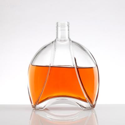 China Aluminum Plastic PP End Custom Liquor Glass Bottle Design for Vodka Gin Whiskey Tequila for sale