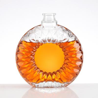 China Super Flint Glass 700ml750ml Empty Liquor Bottle for Olso Vodka Gin Rum Brandy Spirit for sale