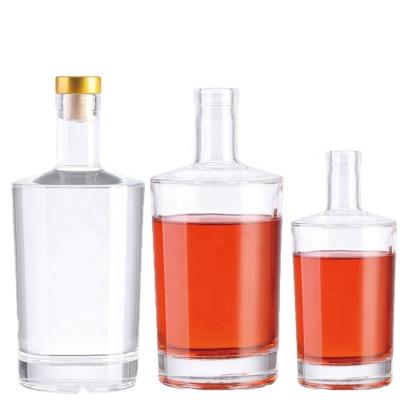 China Customize Sealing Type 500ml Empty Super Flint Glass Bottle for Whiskey Vodka Spirit for sale